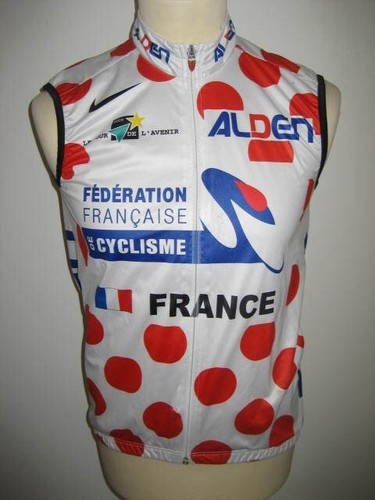 Tour avenir worn by - tour,